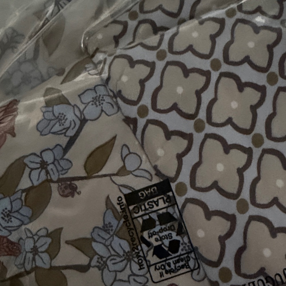 Vera Bradley Blue and Brown Comforter Set - Picture 4 of 4